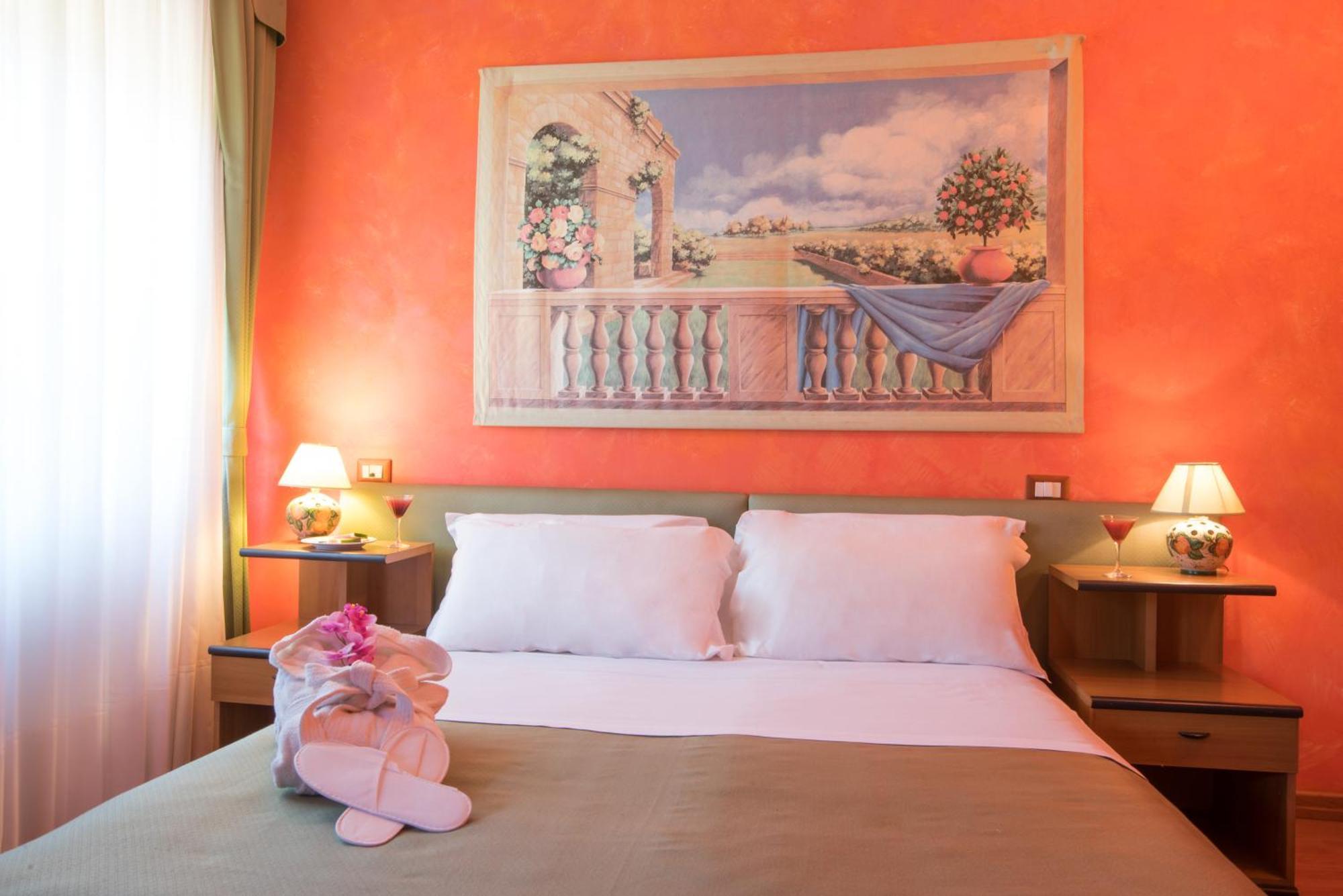 Villa Morgana Resort And Spa Torre di Faro Rum bild